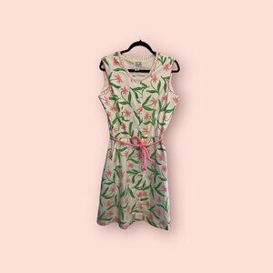 🍦Vested Gentress Floral Button Front Dress